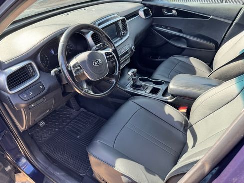 Used 2020 Kia Sorento S FWD image 15