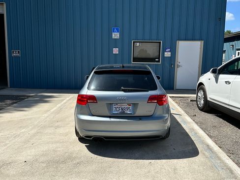 Used 2011 Audi A3 2.0T Premium image 8