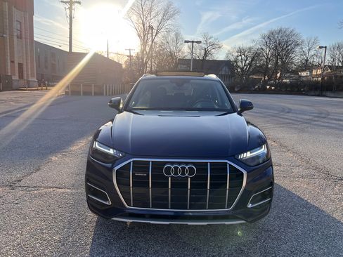 Used 2021 Audi Q5 Prestige w/ Prestige Package image 1