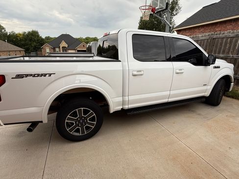 Used 2016 Ford F150 XLT w/ Equipment Group 302A Luxury RWD image 5