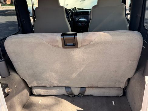 Used 2004 Jeep Wrangler X w/ Convenience Group image 14