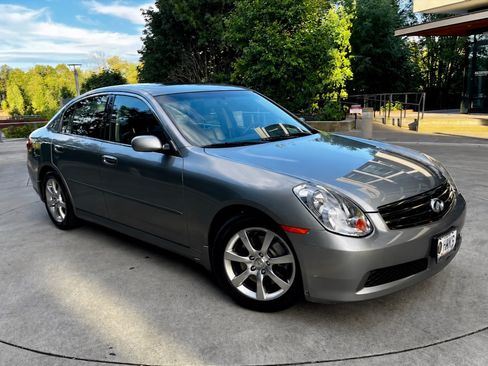 Used 2006 INFINITI G35 Sedan w/ (P03) Premium Pkg C RWD image 1