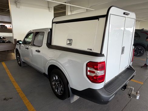 Used 2025 Ford Maverick XLT w/ Equipment Group 301A AWD/4WD image 17