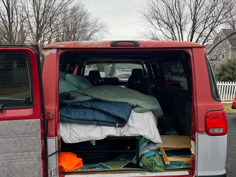 Used 1997 Dodge B3500 image 10