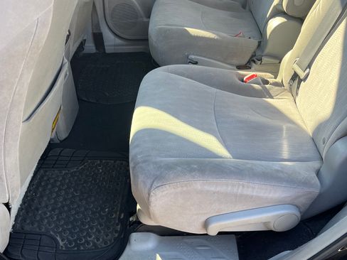 Used 2011 Toyota Highlander 4WD image 16