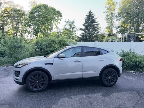 Used 2018 Jaguar E-PACE SE AWD/4WD image 1