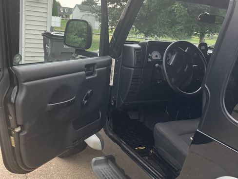 Used 2006 Jeep Wrangler Sport AWD/4WD image 6