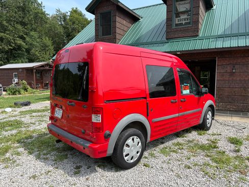 Used 2011 Ford Transit Connect XLT image 12