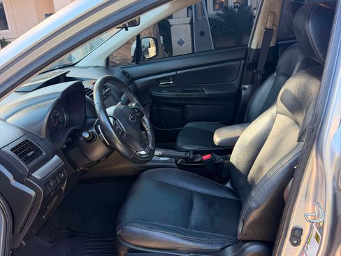 Used 2013 Subaru XV Crosstrek 2.0i Limited AWD/4WD image 11
