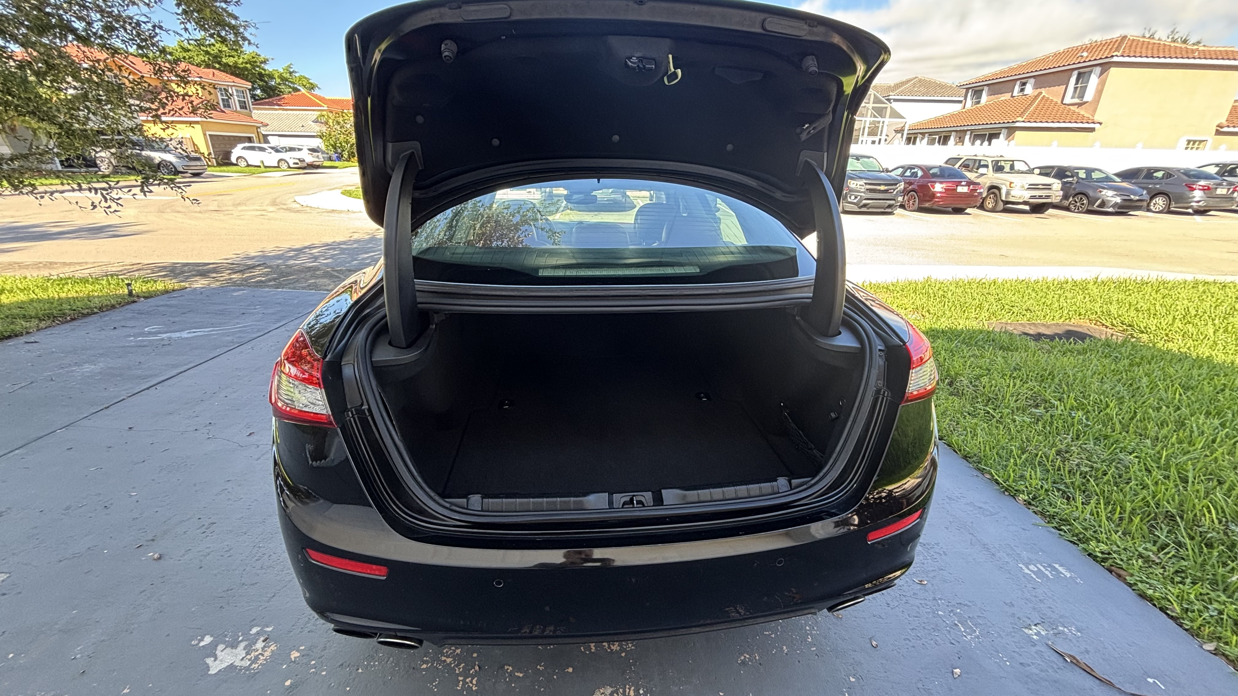 Used 2017 Maserati Ghibli RWD image 9
