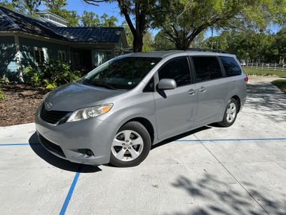 Used 2011 Toyota Sienna LE