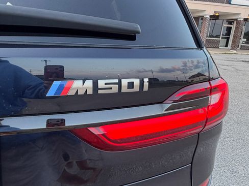 Used 2020 BMW X7 M50i AWD/4WD image 9