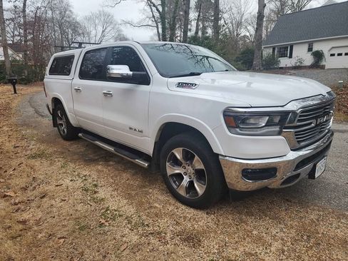 Used 2020 RAM 1500 Laramie image 2