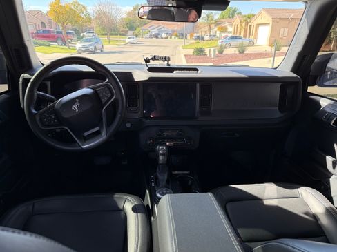 Used 2025 Ford Bronco Big Bend image 11