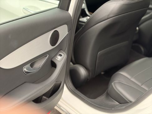 Used 2019 Mercedes-Benz C 300 Sedan image 23