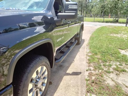 Used 2025 Chevrolet Silverado 2500 Custom w/ Custom Convenience Package image 10