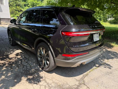 Used 2020 Lincoln Corsair AWD w/ Premium Package image 4