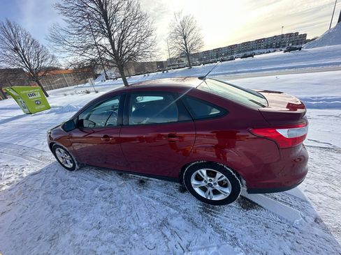 Used 2014 Ford Focus SE w/ SE Winter Package image 14