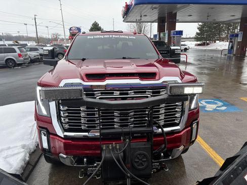 Used 2024 GMC Sierra 2500 Denali w/ Denali Reserve Package image 13