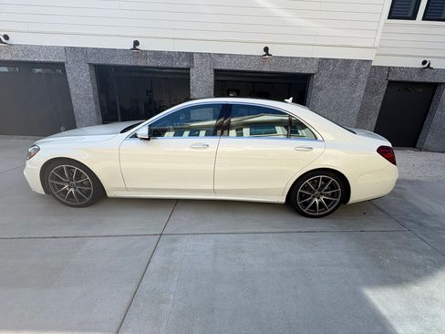 Used 2019 Mercedes-Benz S 560 Sedan image 10