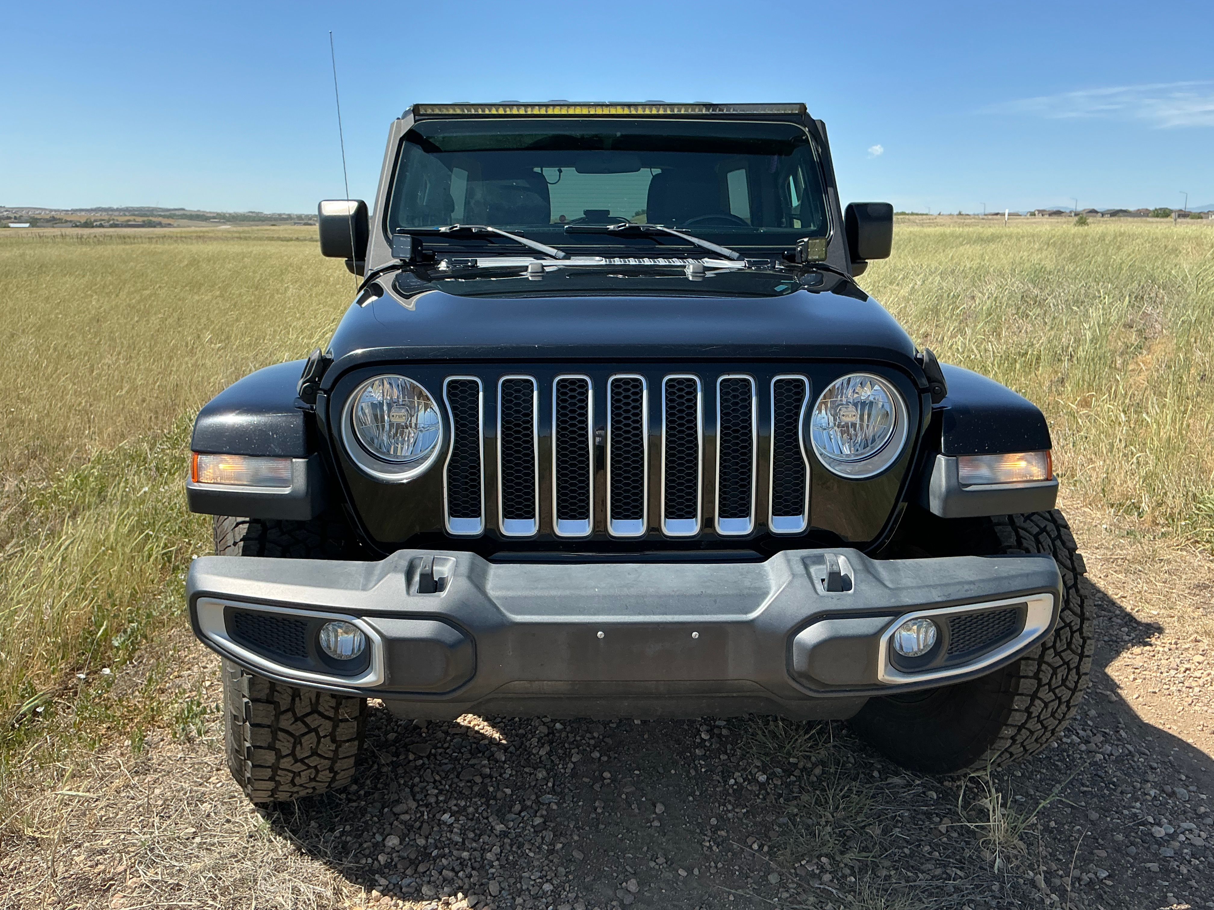 Used 2020 Jeep Wrangler Unlimited Sahara AWD/4WD image 5