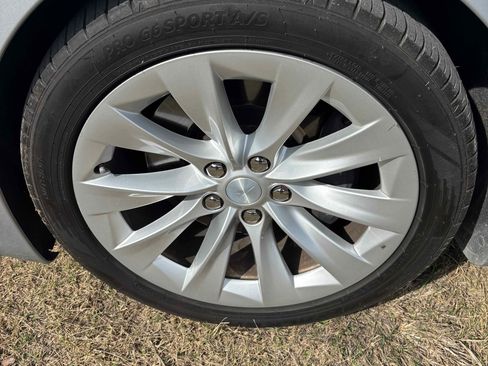 Used 2018 Tesla Model S 75D image 12