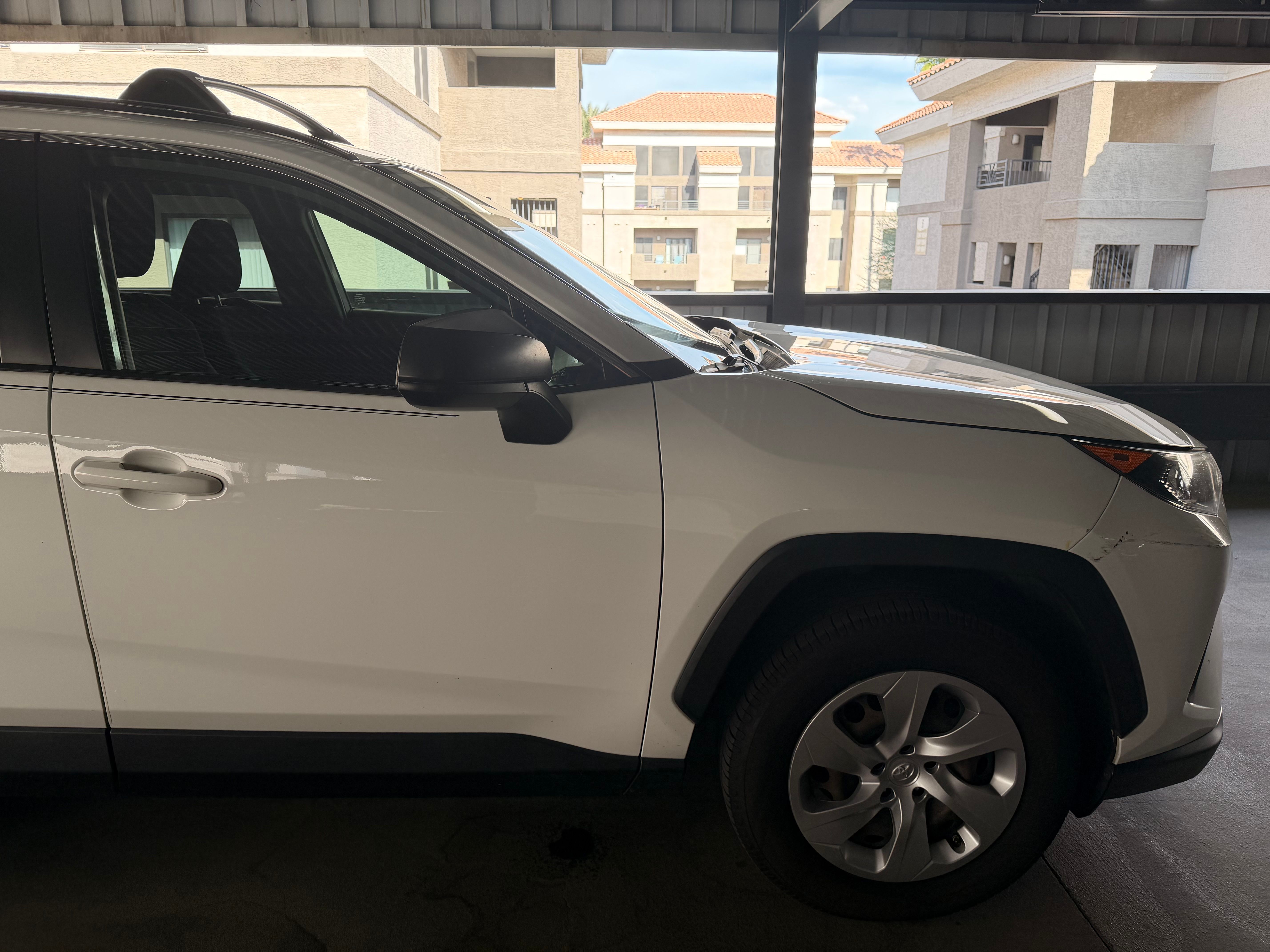 Used 2020 Toyota RAV4 LE AWD/4WD image 8