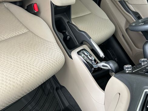 Used 2015 Honda Civic LX image 4