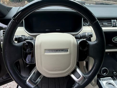 Used 2019 Land Rover Range Rover Long Wheelbase Supercharged AWD/4WD image 12