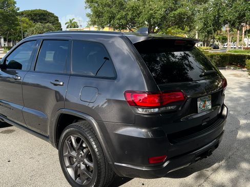 Used 2021 Jeep Grand Cherokee Limited w/ Quick Order Package 28K 80th RWD image 9