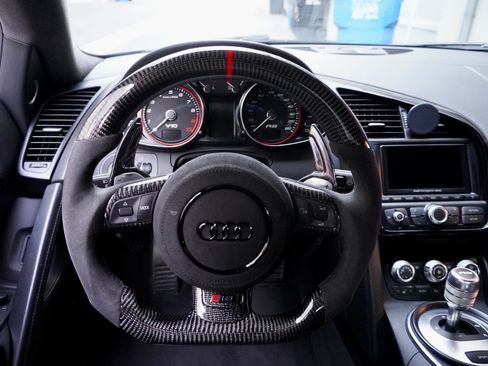 Used 2011 Audi R8 V10 AWD/4WD image 23