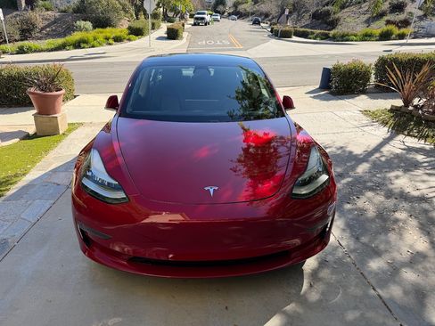 Used 2019 Tesla Model 3 Long Range image 2