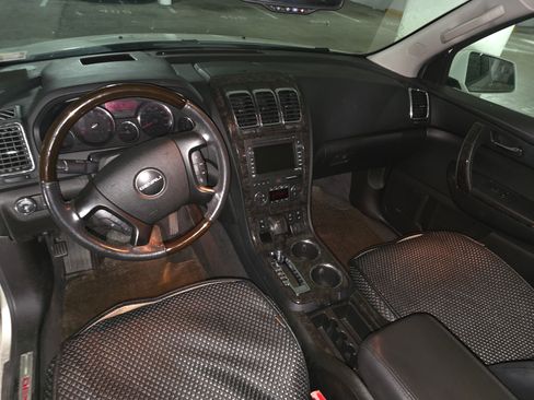 Used 2012 GMC Acadia Denali image 6