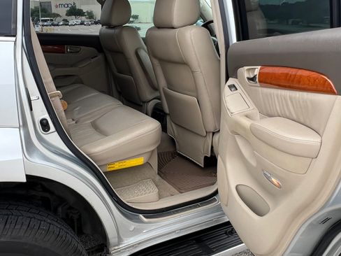 Used 2006 Lexus GX 470 AWD/4WD image 11