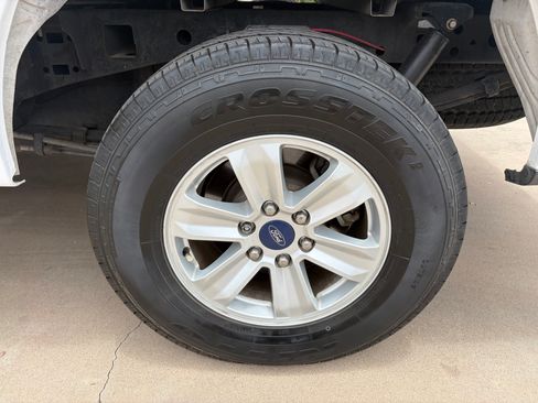 Used 2017 Ford F150 XLT AWD/4WD image 16