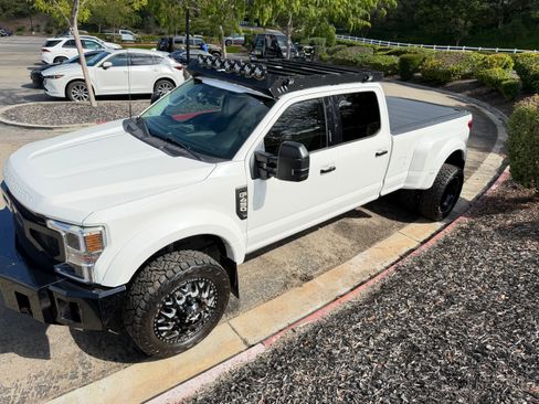 Used 2021 Ford F450 Limited w/ FX4 Off-Road Package image 13