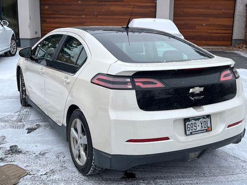 Used 2012 Chevrolet Volt Premium w/ Premium Trim Package image 8