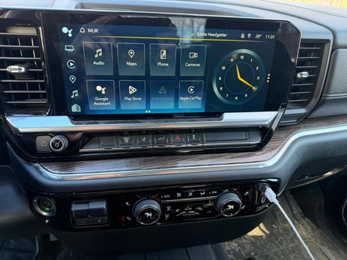 Used 2024 Chevrolet Silverado 3500 LT w/ Convenience Package image 5