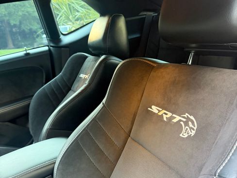 Used 2022 Dodge Challenger SRT Hellcat RWD image 7