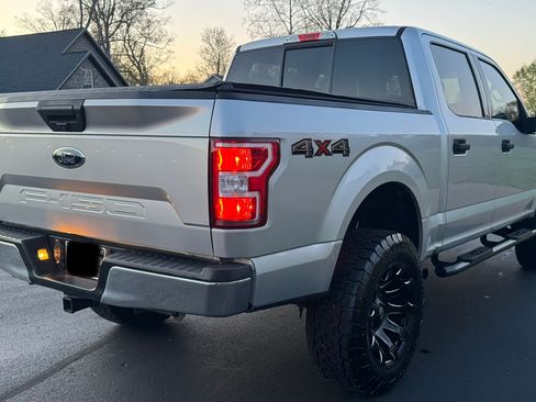 Used 2019 Ford F150 XLT w/ Trailer Tow Package image 9