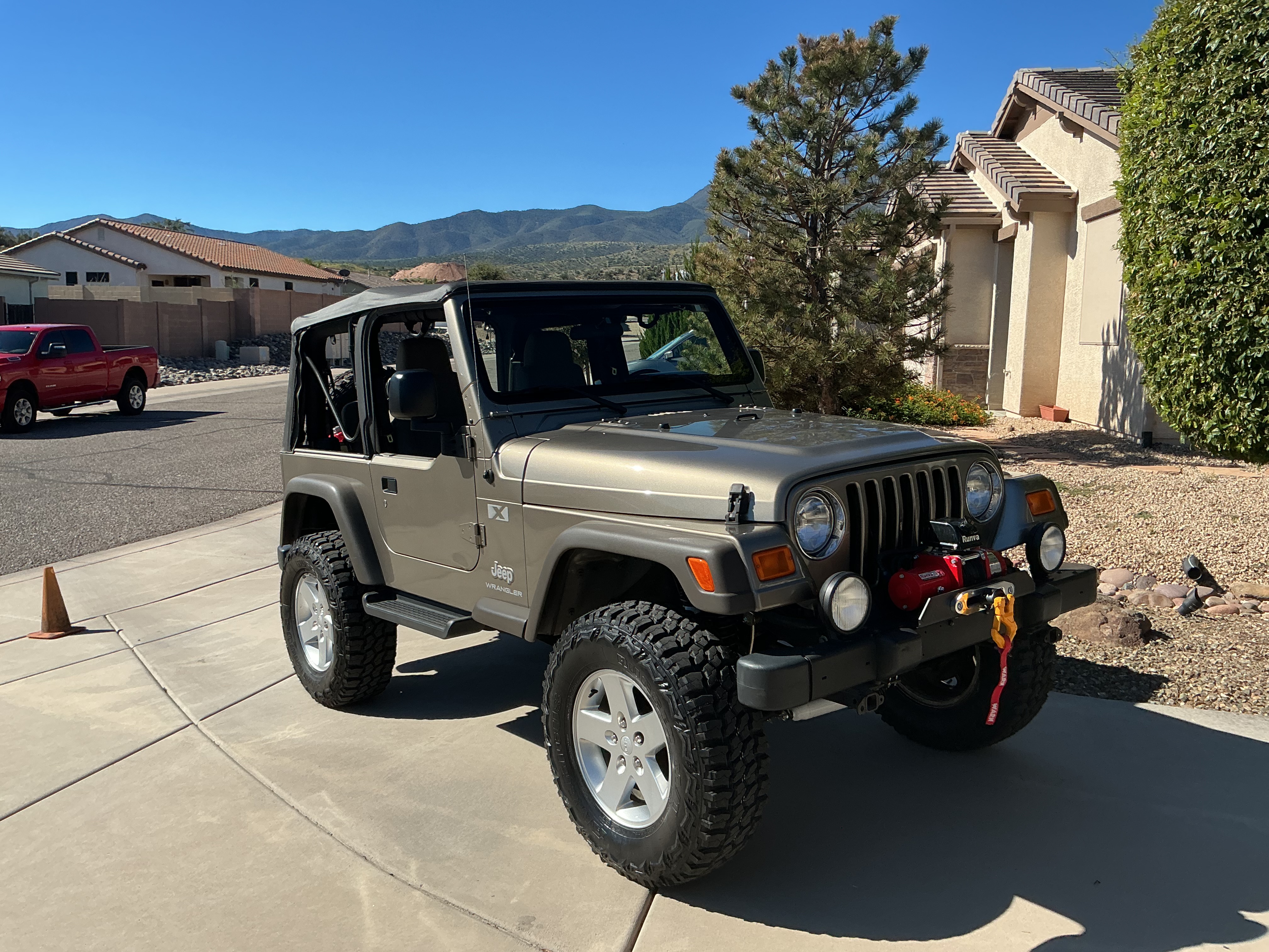 Used 2005 Jeep Wrangler X w/ Tire & Wheel Group (Ecco) AWD/4WD image 14