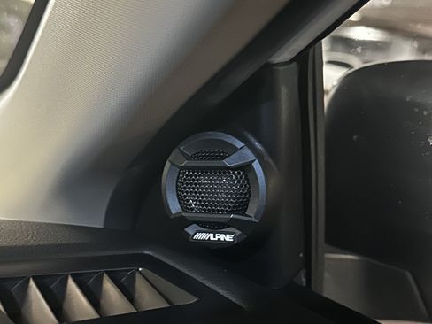 Used 2016 Toyota Corolla LE image 11