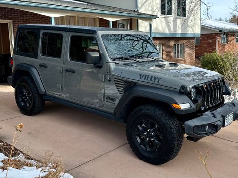 Used 2021 Jeep Wrangler Unlimited Sport image 13