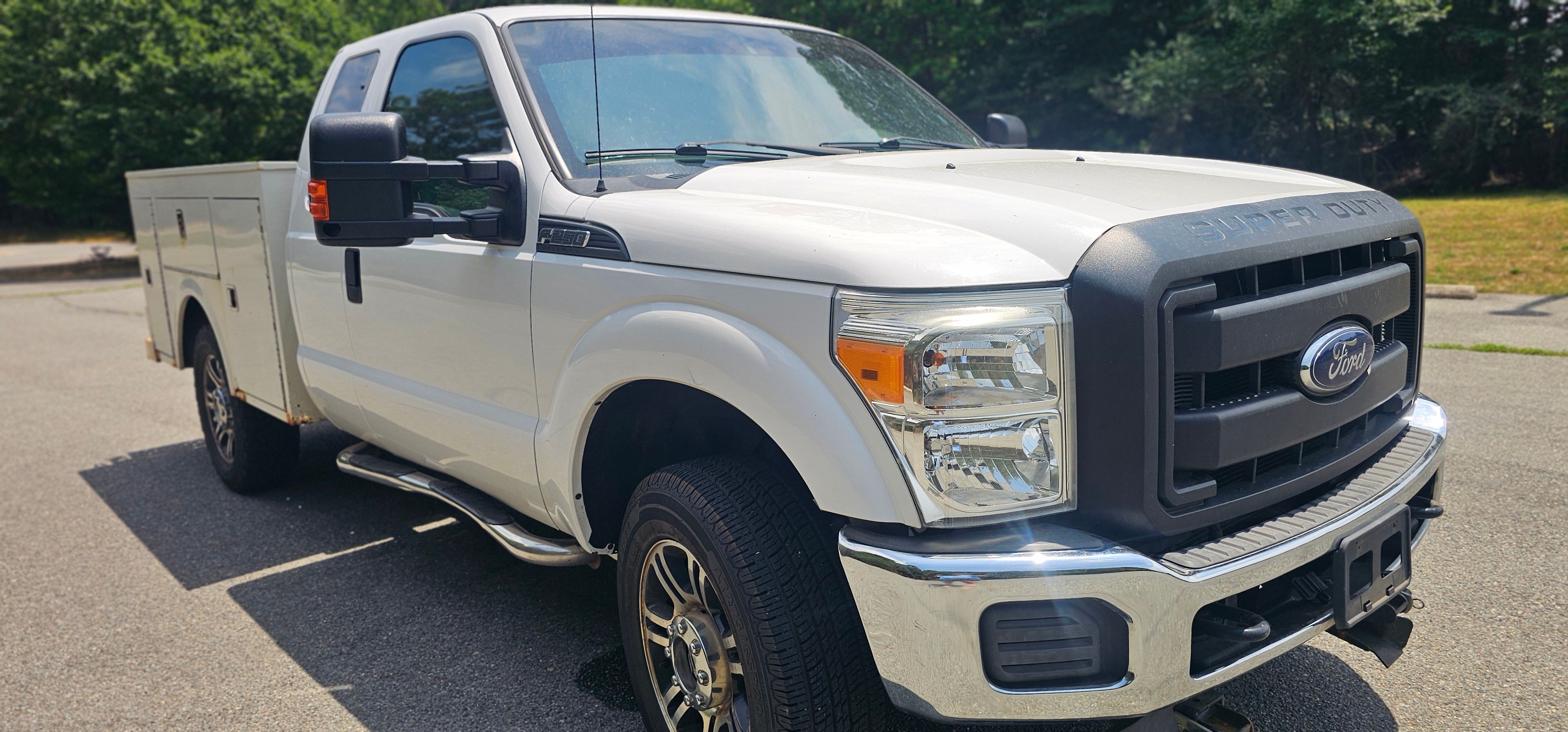 Used 2016 Ford F250 XL w/ Power Equipment Group AWD/4WD image 13