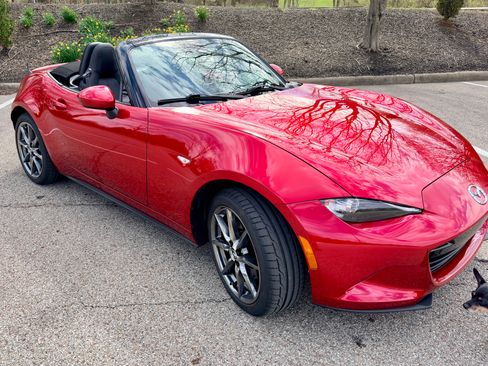 Used 2016 MAZDA MX-5 Miata Grand Touring image 9