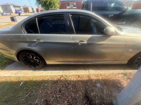 Used 2011 BMW 328i Sedan RWD image 14