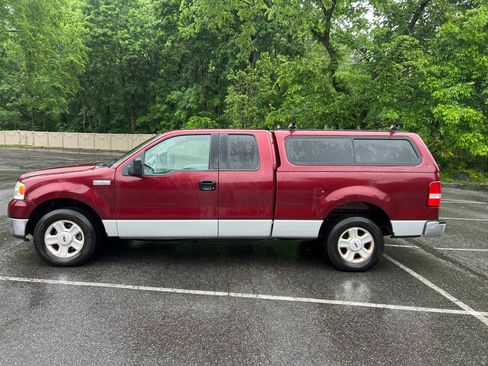 Used 2004 Ford F150 XLT RWD image 1