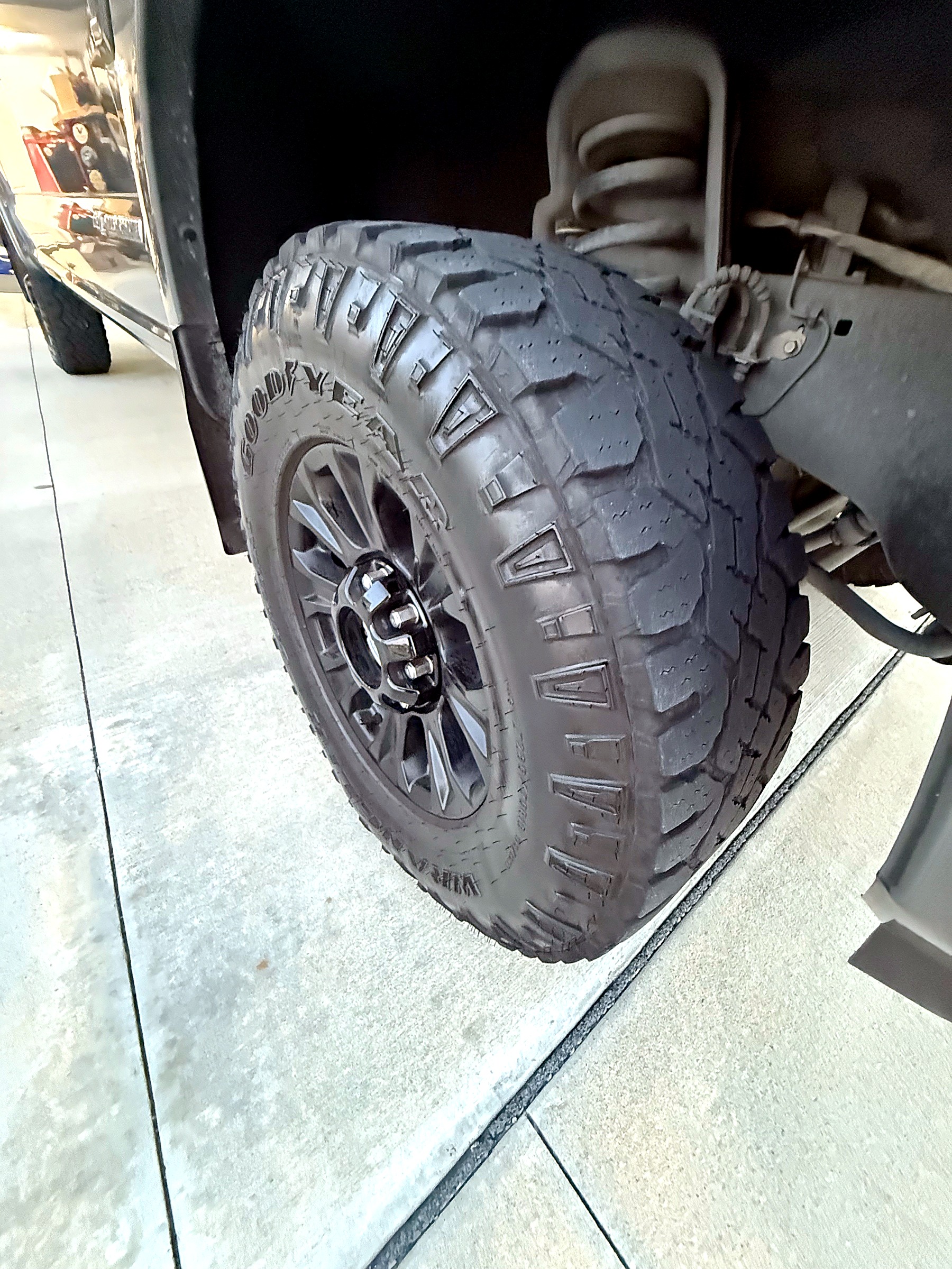 Used 2022 Ford F350 Lariat w/ Tremor Off-Road Package AWD/4WD image 8