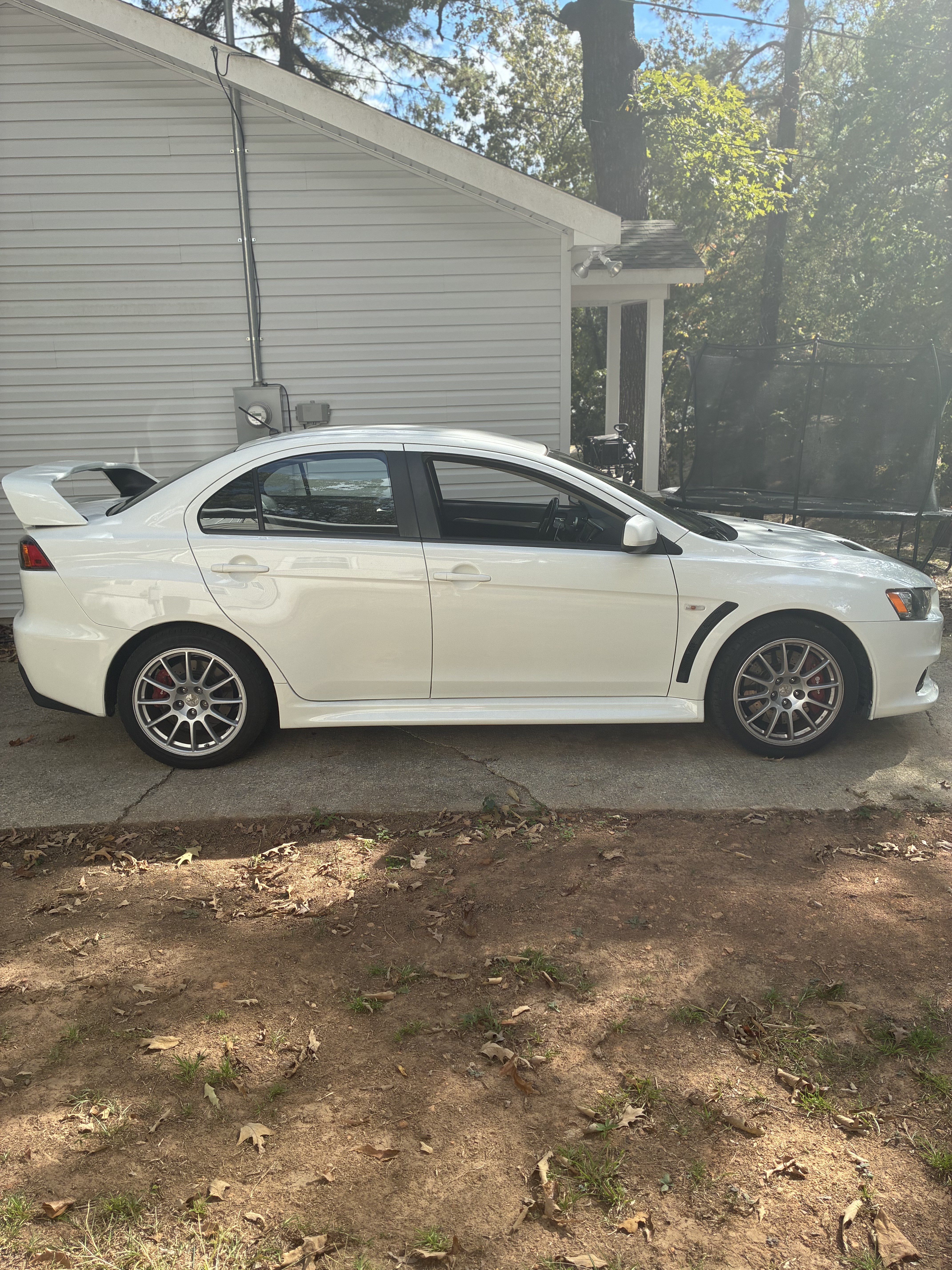 Used 2010 Mitsubishi Lancer Evolution SE AWD/4WD image 1