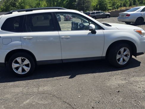 Used 2016 Subaru Forester 2.5i Limited w/ Popular Package #2 AWD/4WD image 2